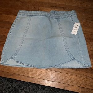 Pacsun mini skirt